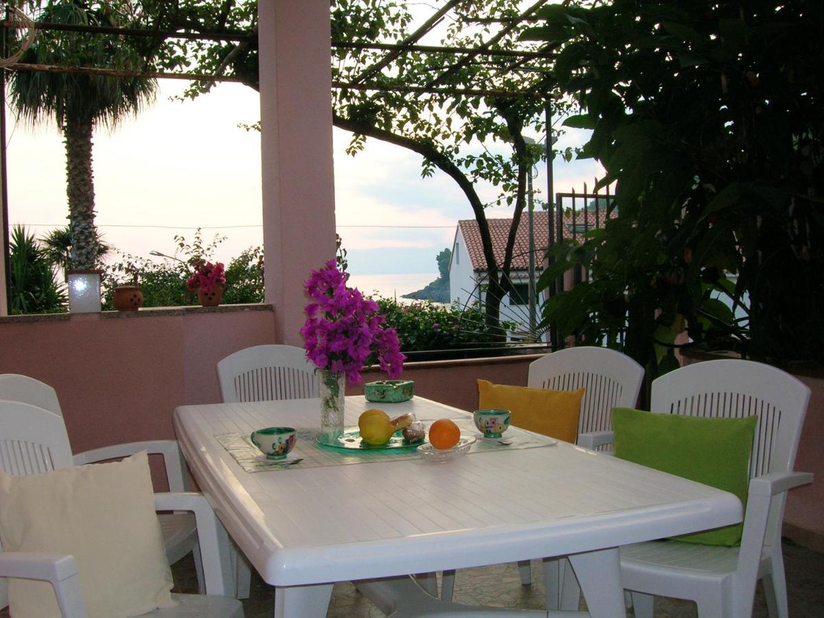 Comfortable Apartment In Maratea With Sea View 95 M² + Parking Exterior photo