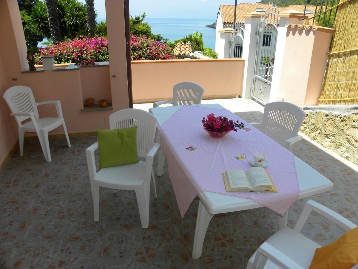 Comfortable Apartment In Maratea With Sea View 95 M² + Parking Exterior photo